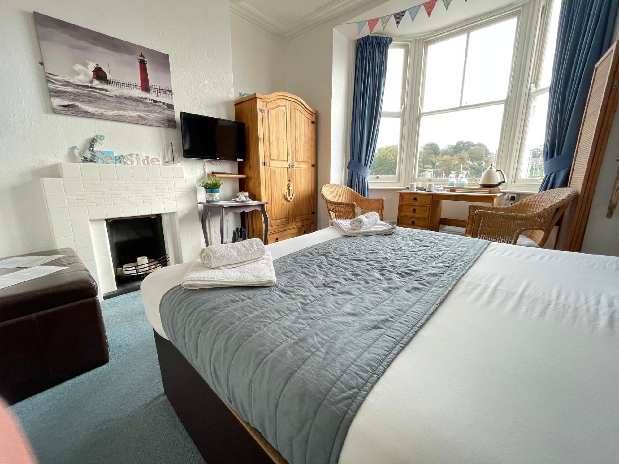 Seascape Bed & Breakfast *